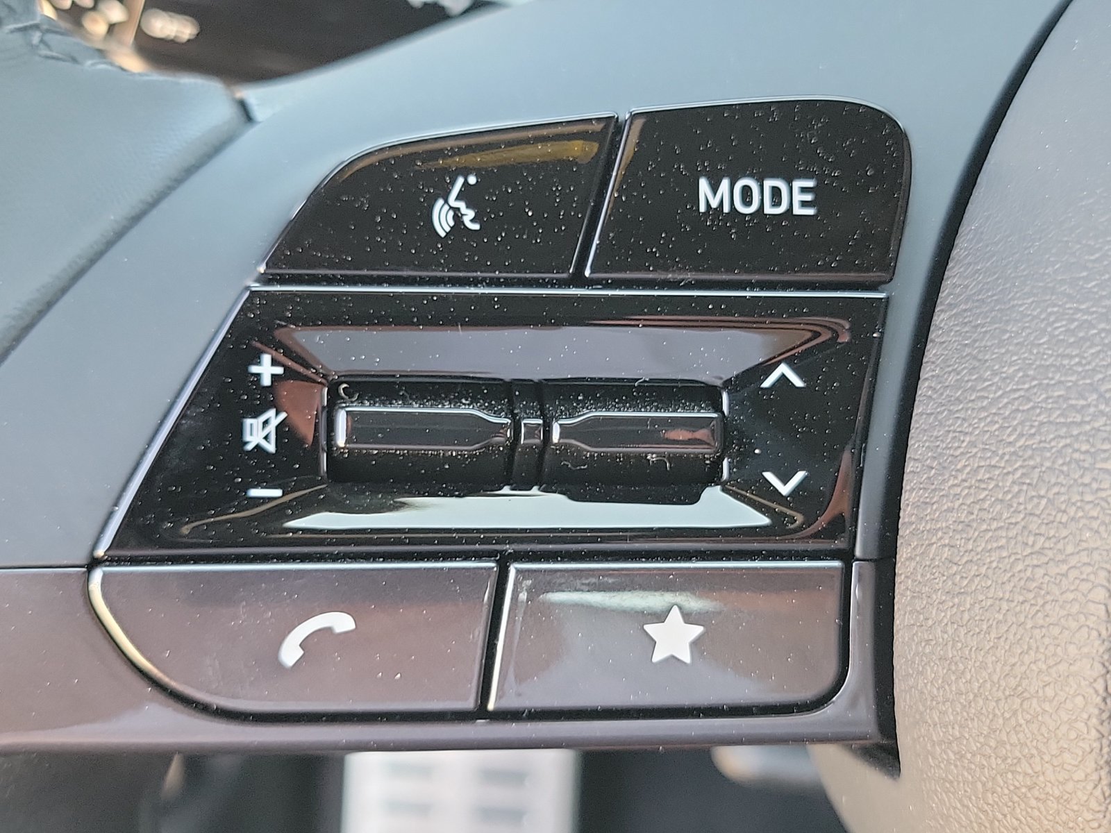 New 2026 Hyundai Elantra Sport FWD image 8