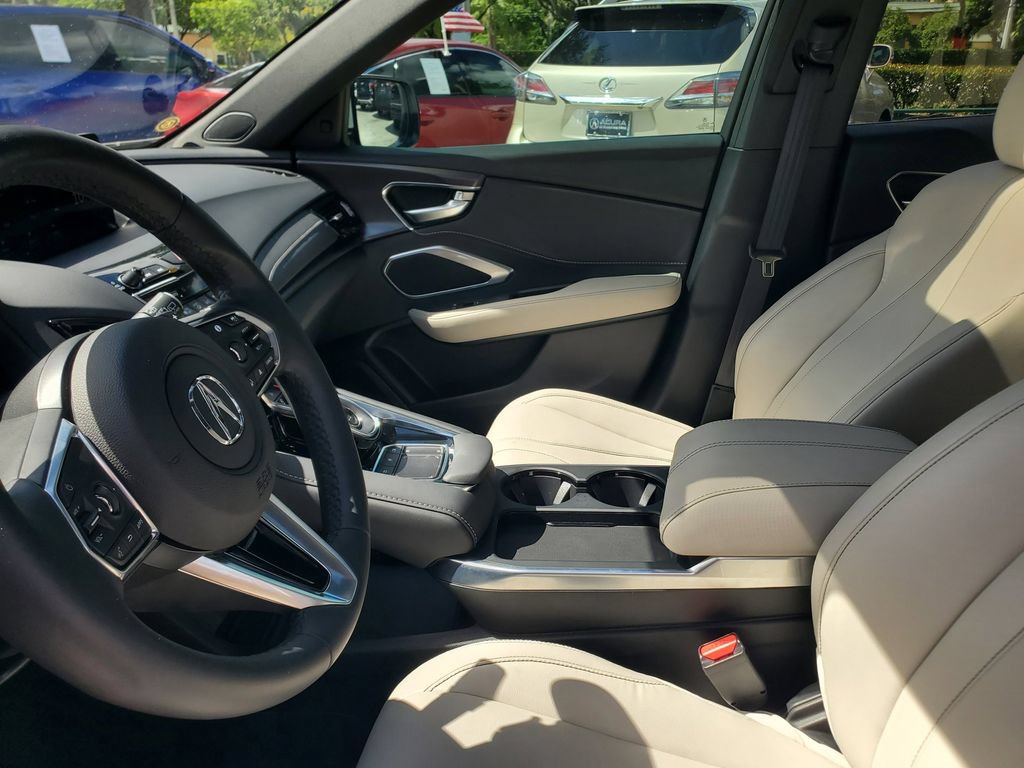 Used 2026 Acura RDX SH-AWD image 16