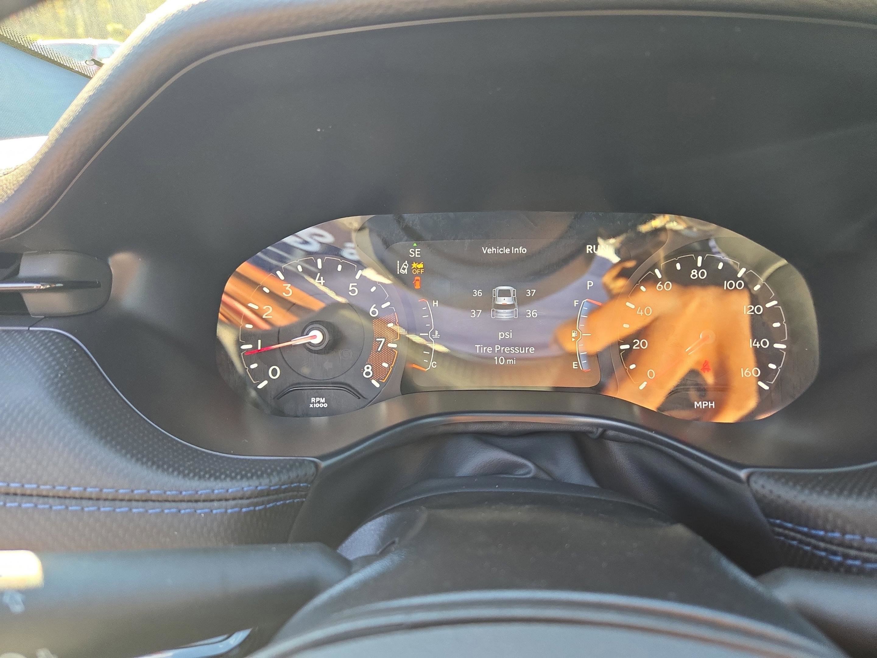 New 2026 Jeep Compass Latitude AWD/4WD image 15