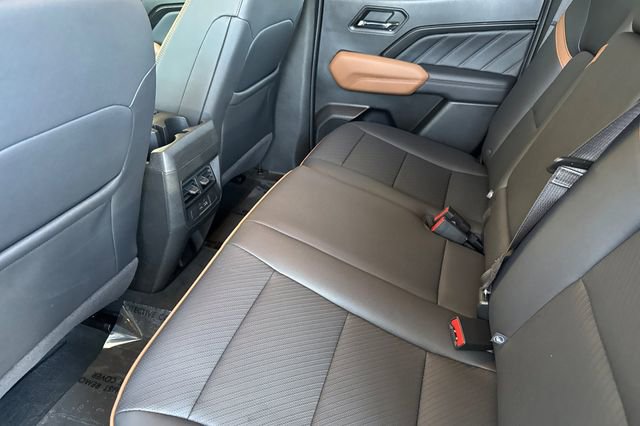 Used 2024 GMC Canyon AT4 w/ AT4 Premium Package image 14