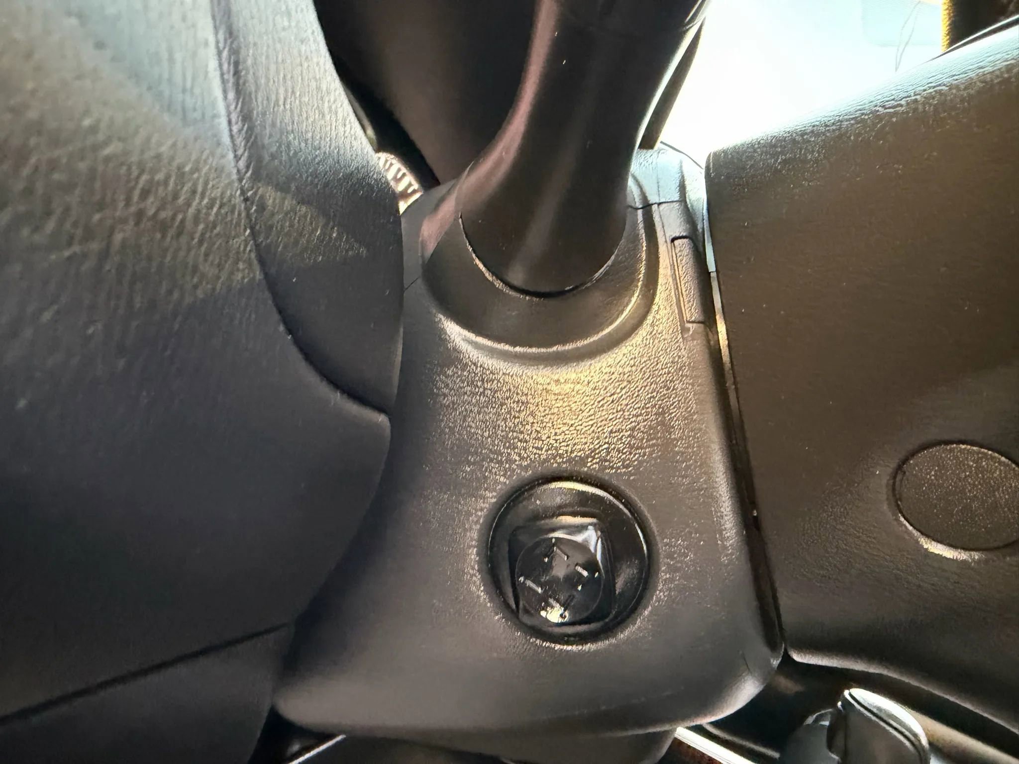 Used 2018 Nissan Pathfinder Platinum w/ Cargo Package image 36