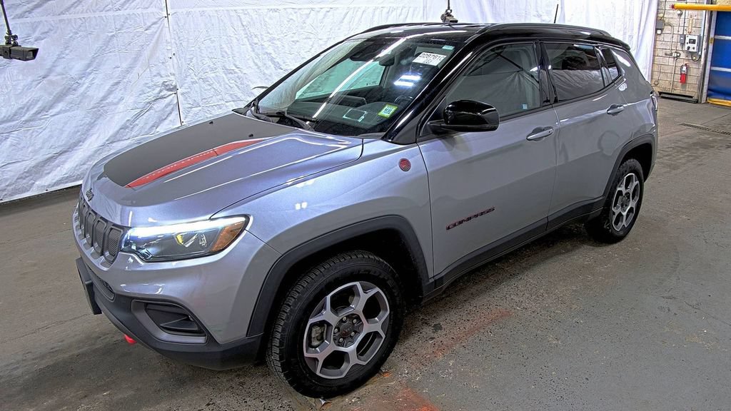 Certified 2022 Jeep Compass Trailhawk w/ Trailhawk Elite Group AWD/4WD image 2