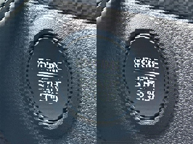 Used 2025 Ford Escape ST-Line image 22