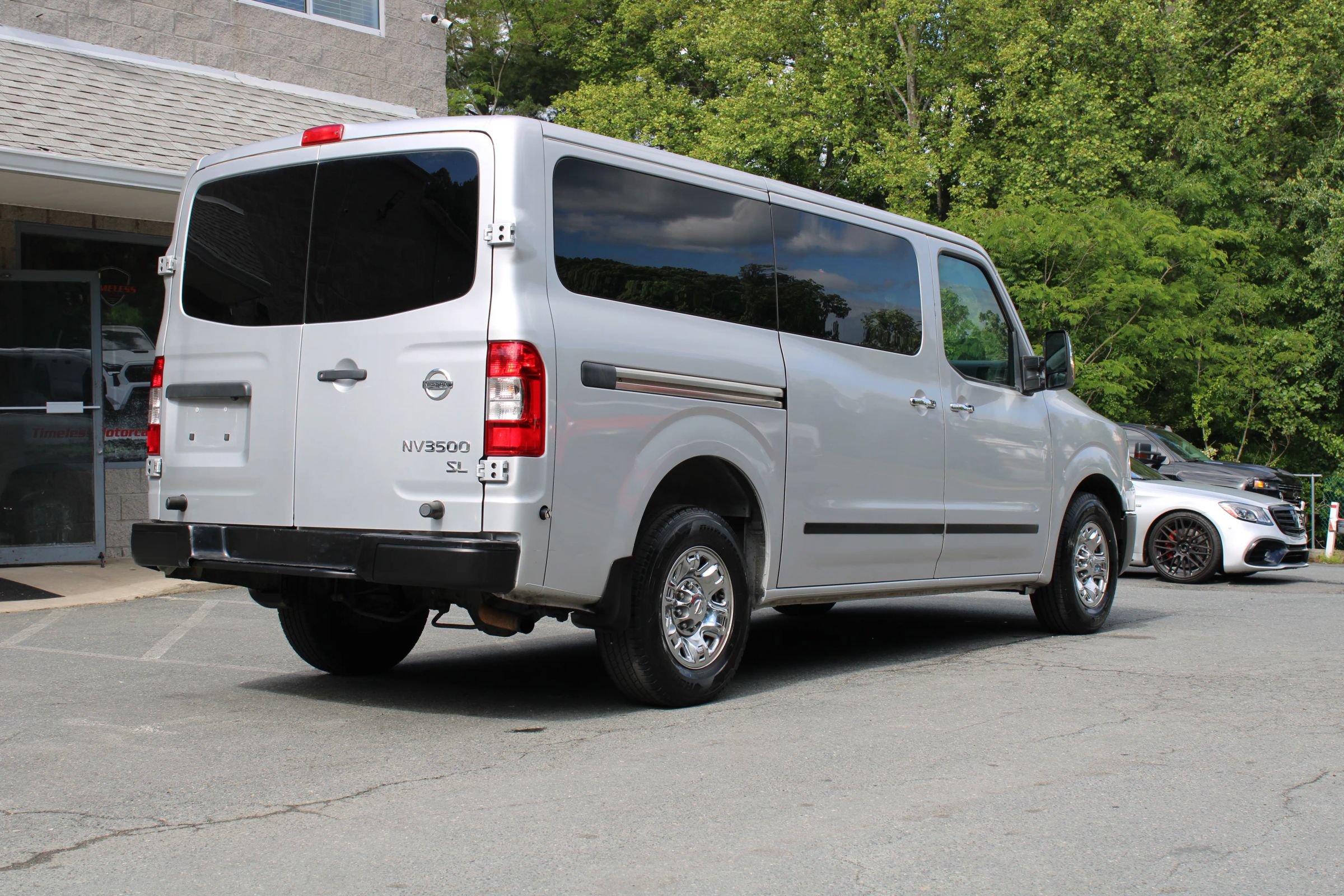 Used 2020 Nissan NV 3500 SL RWD image 7