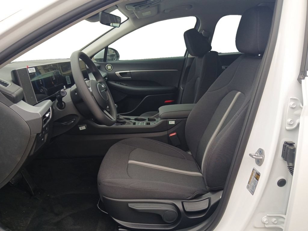 New 2026 Hyundai Sonata SE FWD image 10