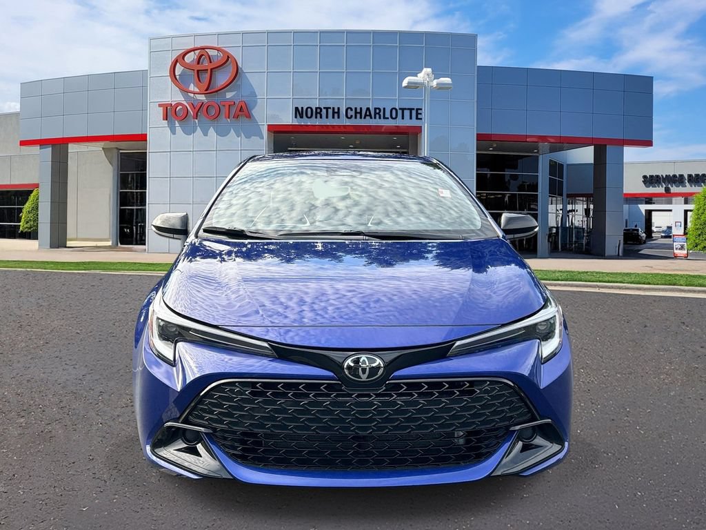 Used 2026 Toyota Corolla SE FWD image 3
