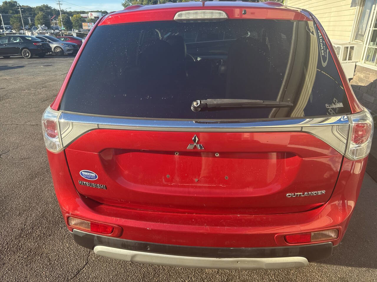 Used 2015 Mitsubishi Outlander SE image 15