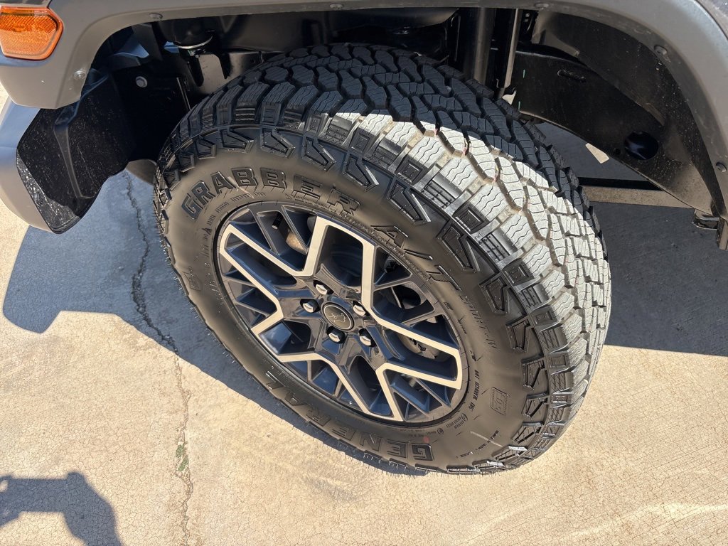 New 2025 Jeep Wrangler Unlimited Sahara image 9