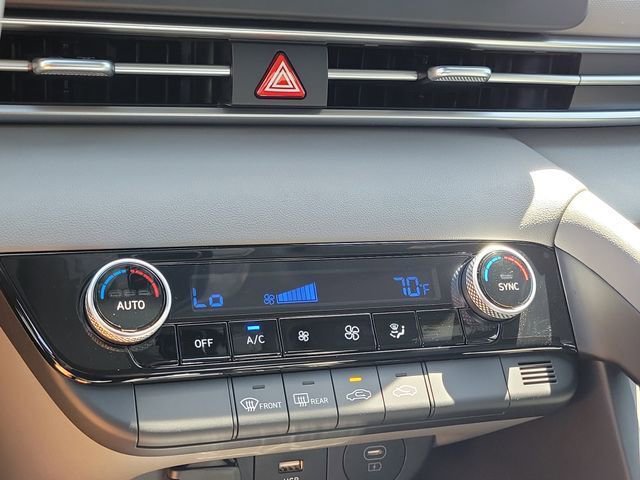 New 2026 Hyundai Elantra Sport FWD image 13