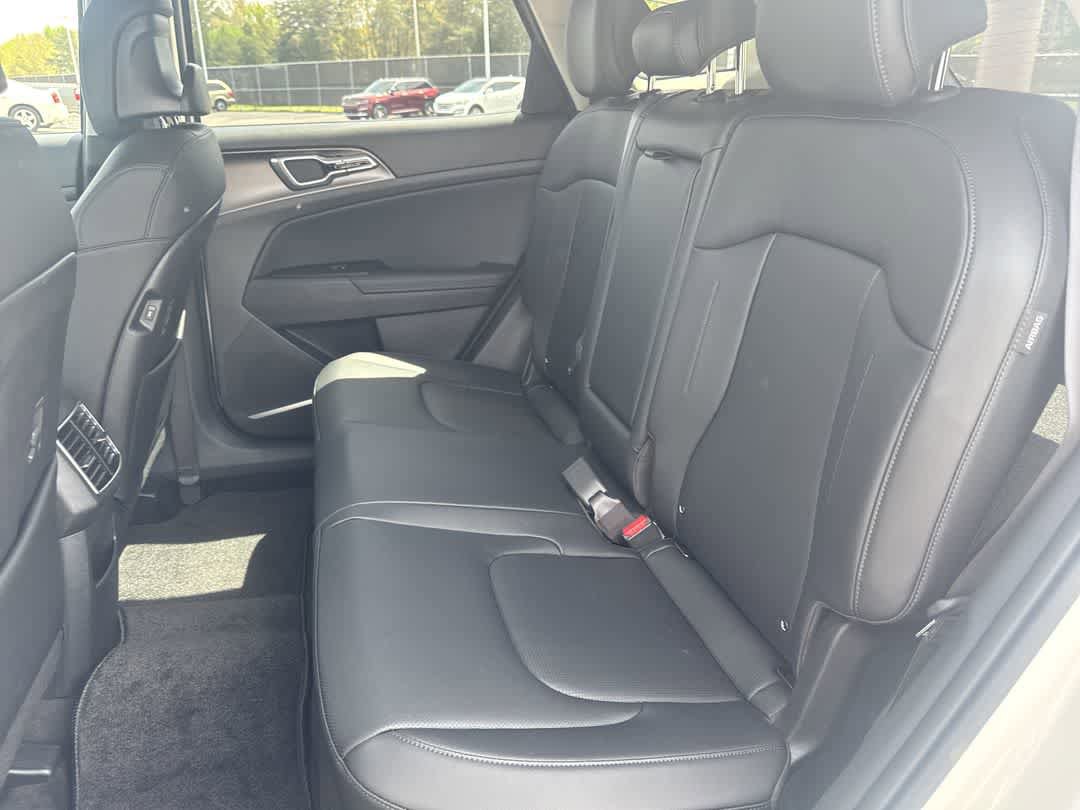 New 2026 Kia Sportage EX w/ EX Panoramic Sunroof Package image 22
