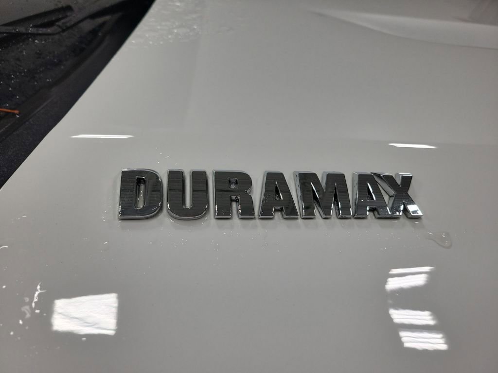 Used 2022 Chevrolet Silverado 1500 LT AWD/4WD image 25