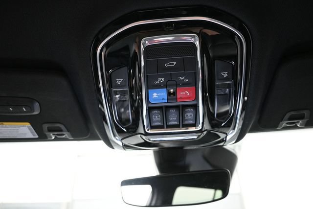 Used 2024 Jeep Grand Cherokee L Overland w/ Trailer Tow Package AWD/4WD image 12