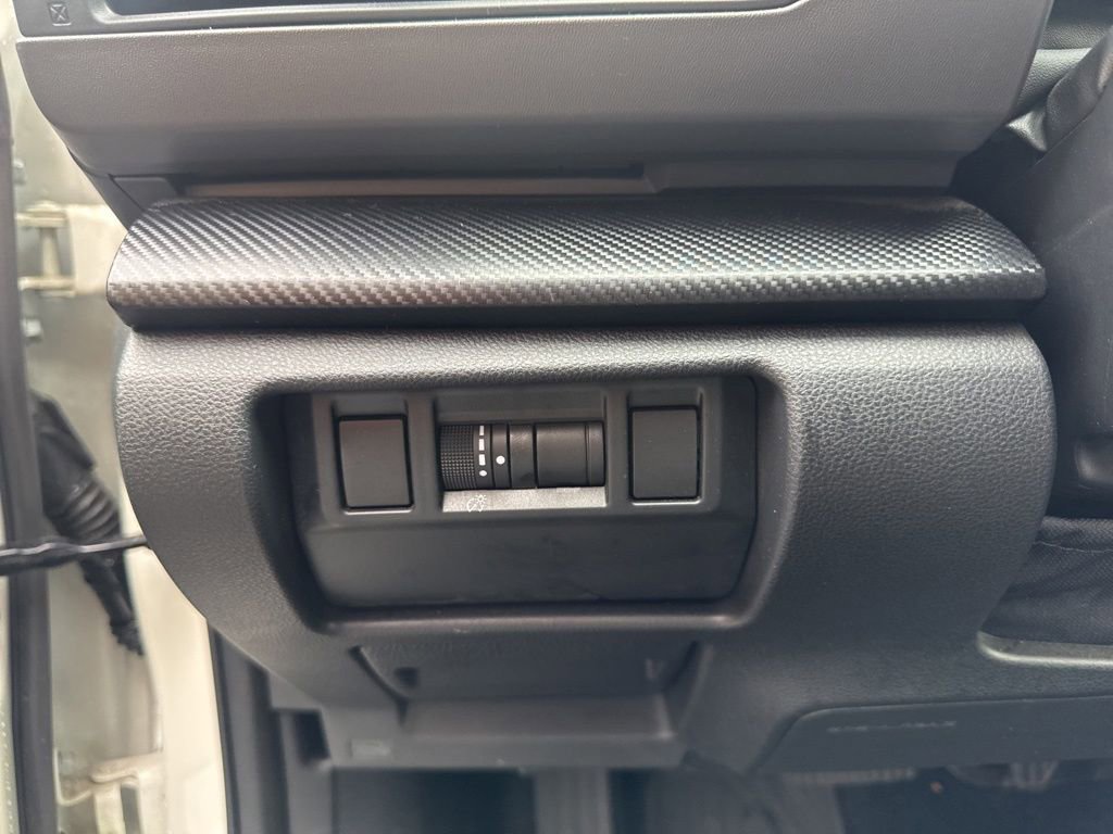 Certified 2025 Subaru Crosstrek 2.0i Premium image 20
