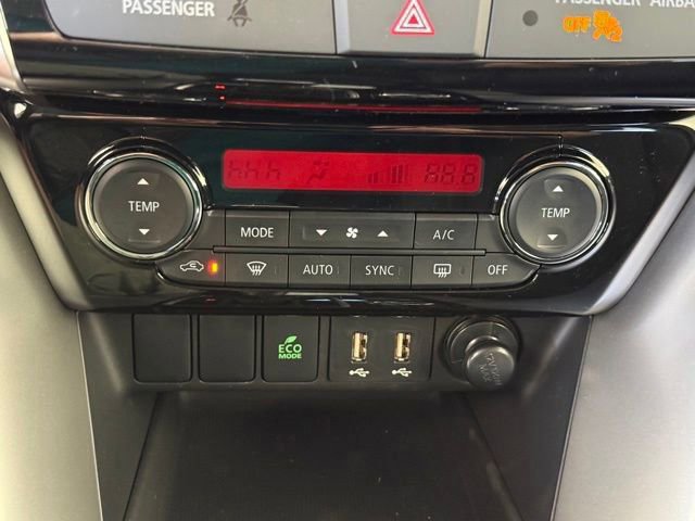 Used 2025 Mitsubishi Eclipse Cross Black Edition image 7