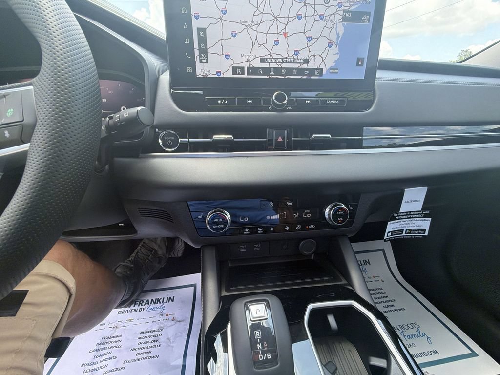 New 2026 Mitsubishi Outlander SE AWD/4WD image 19