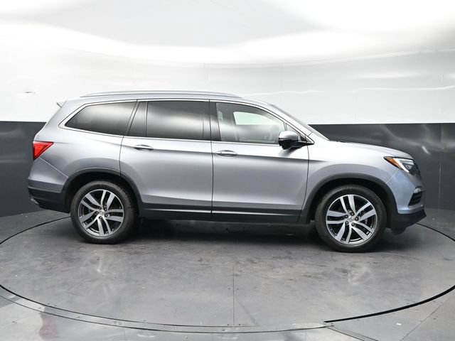 Used 2018 Honda Pilot Touring image 5