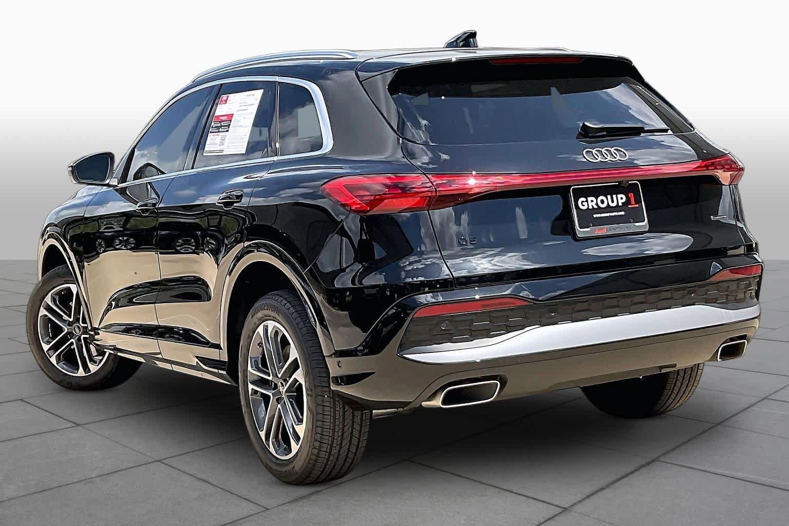 Certified 2025 Audi Q5 Premium w/ Convenience Package AWD/4WD image 11