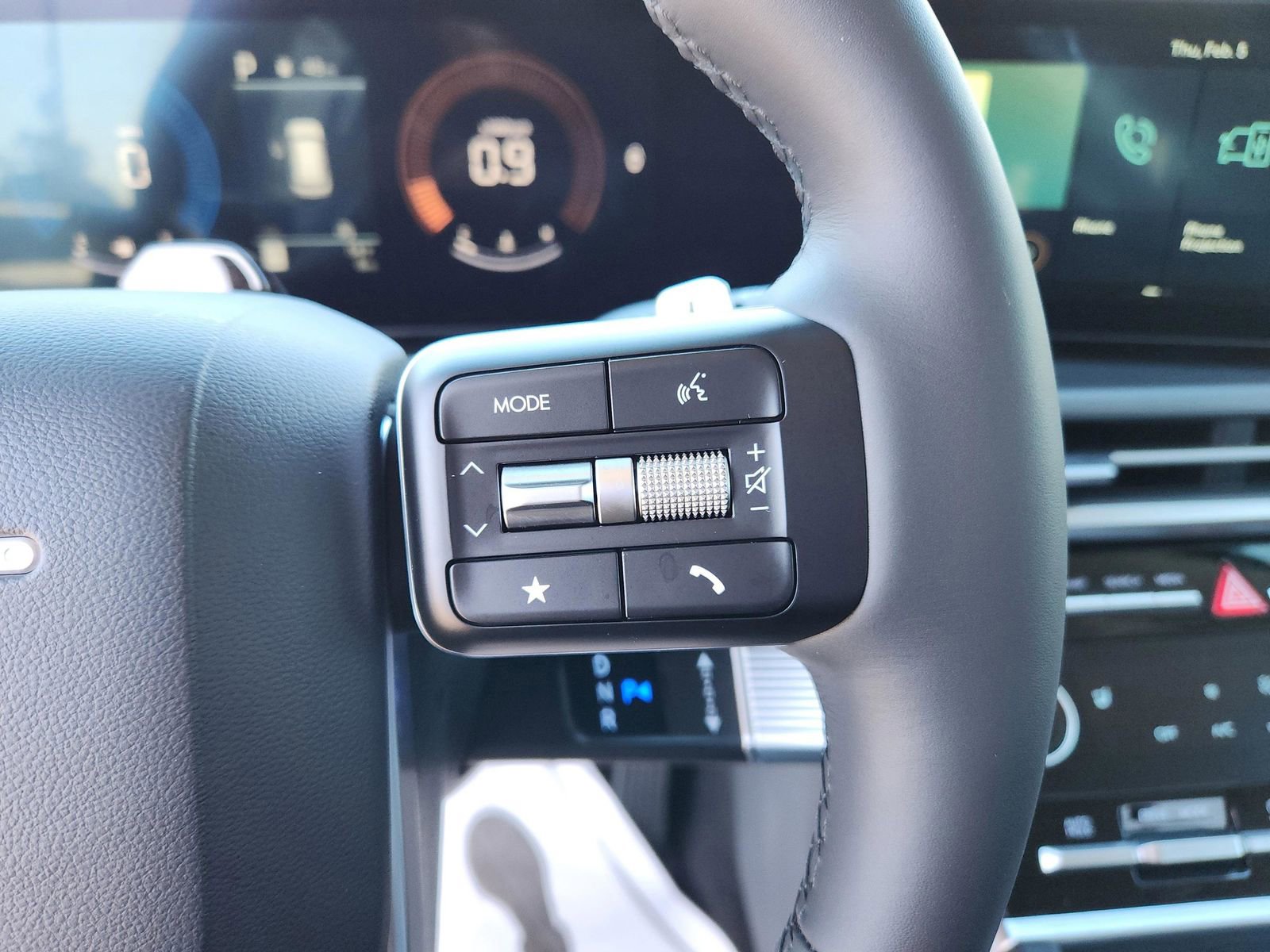 New 2026 Hyundai Santa Fe SEL image 25