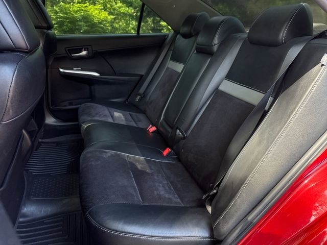 Used 2012 Toyota Camry SE w/ Leather Pkg FWD image 25