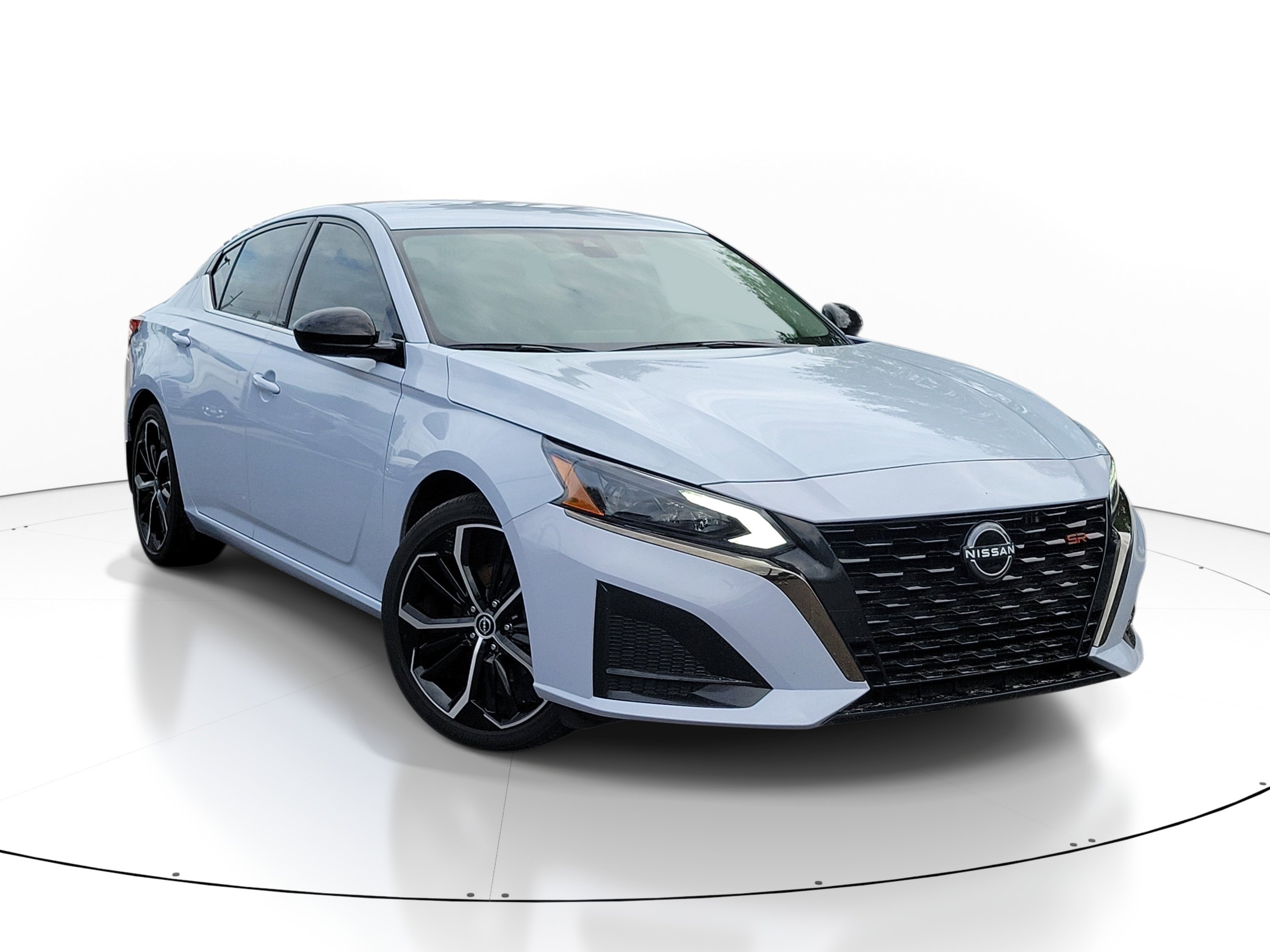 Certified 2023 Nissan Altima 2.5 SR FWD image 1