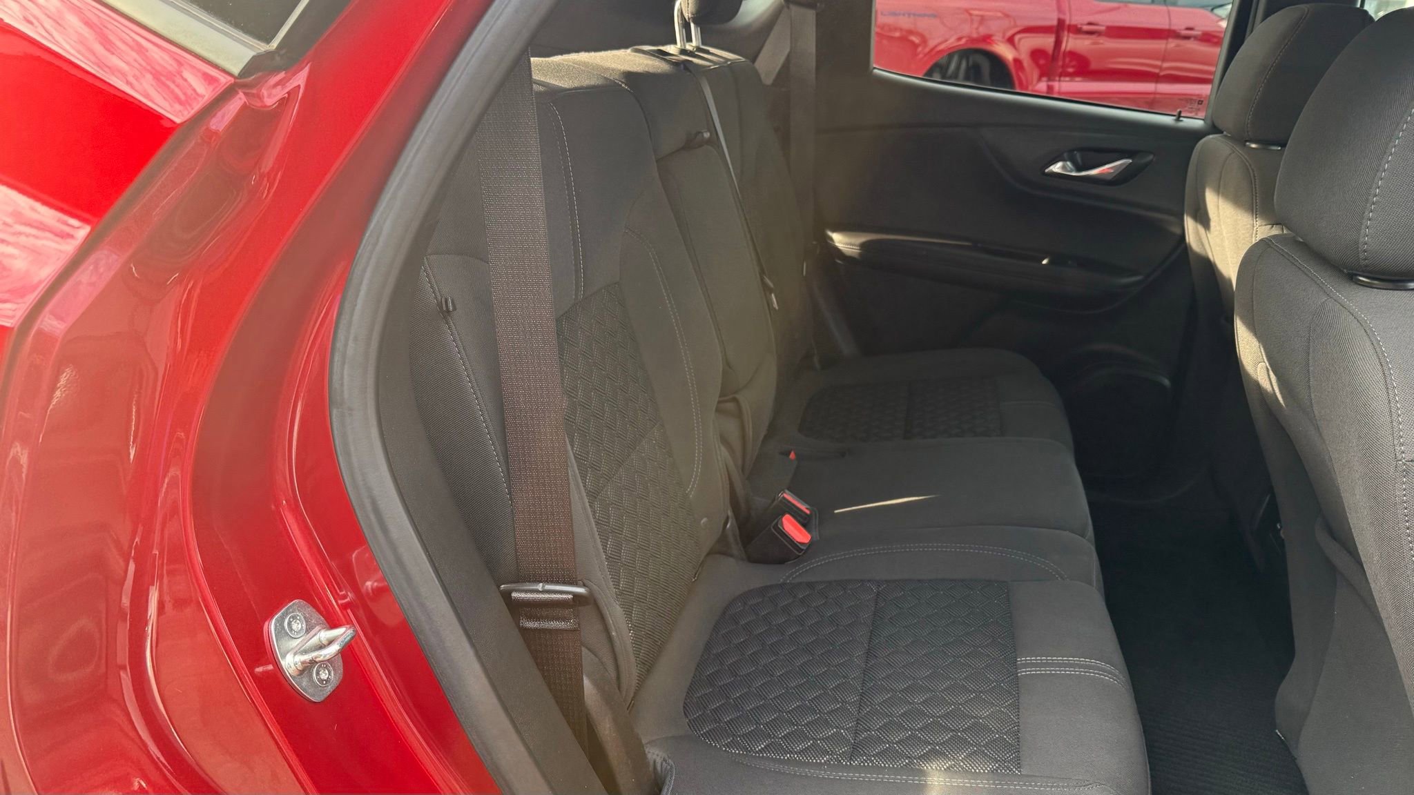 Used 2021 Chevrolet Blazer LT FWD image 17