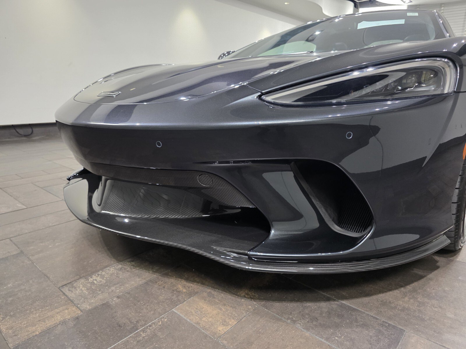 Used 2023 McLaren GT RWD image 20