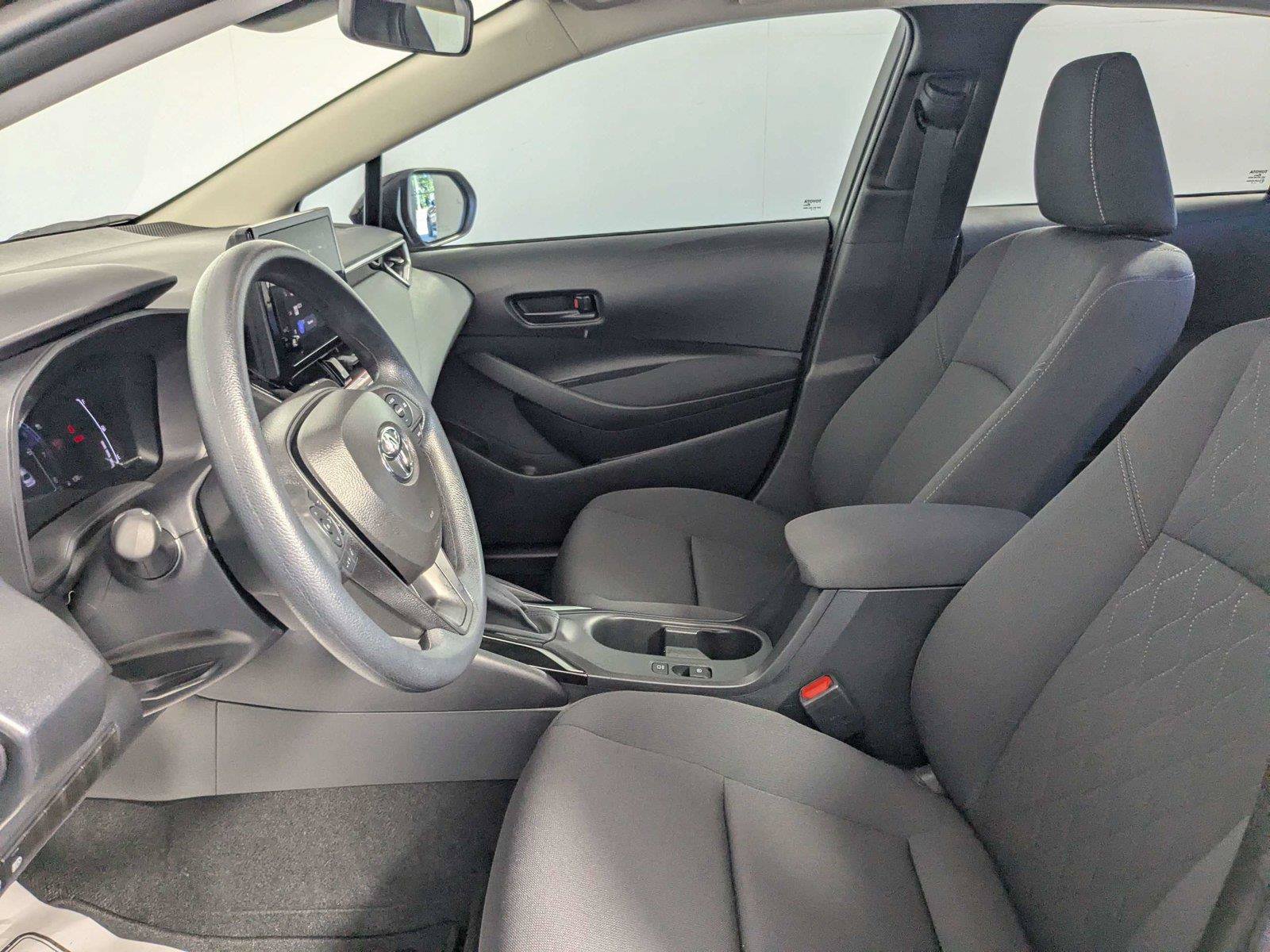Used 2026 Toyota Corolla LE FWD image 10