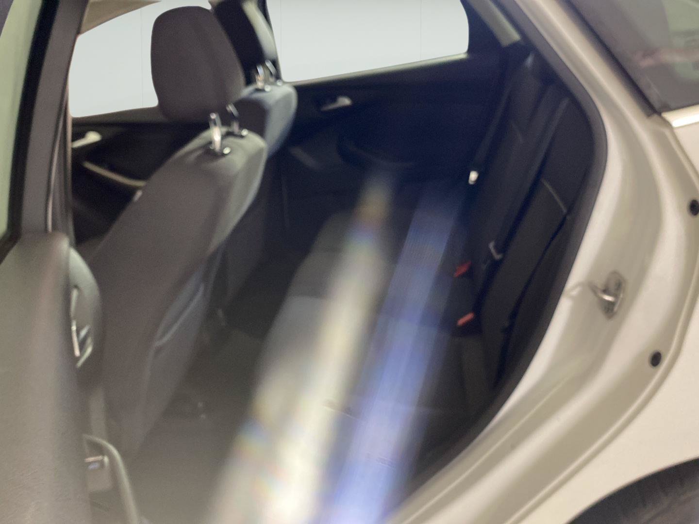 Used 2012 Ford Focus SEL FWD image 25