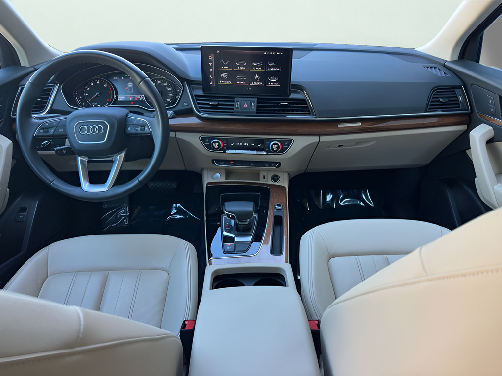 Used 2023 Audi Q5 2.0T Premium w/ Convenience Package AWD/4WD image 29