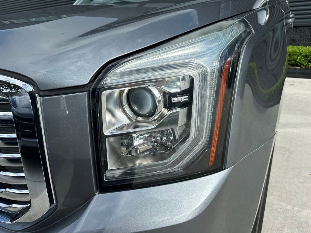 Used 2019 GMC Yukon SLT w/ Premium Edition image 13