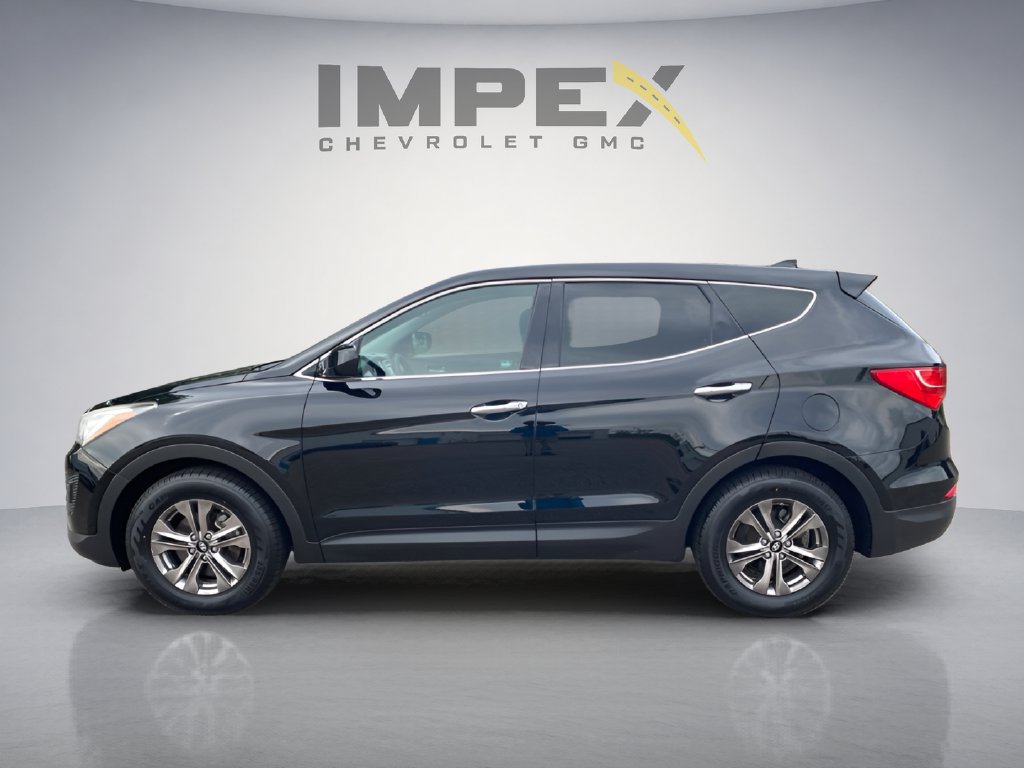 Used 2015 Hyundai Santa Fe Sport FWD image 2