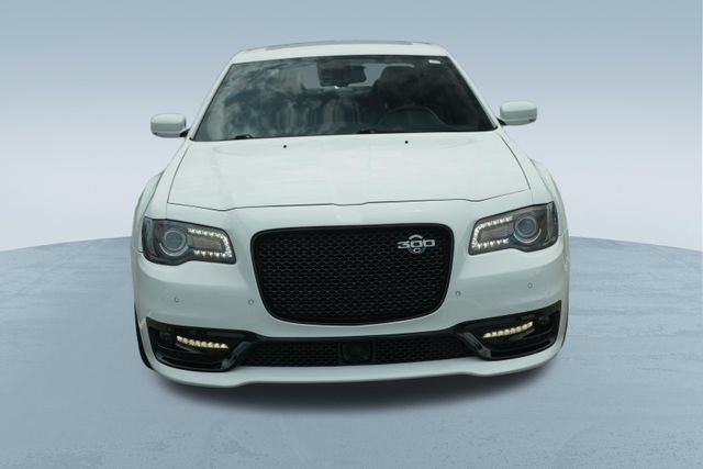 Used 2023 Chrysler 300 C RWD image 2