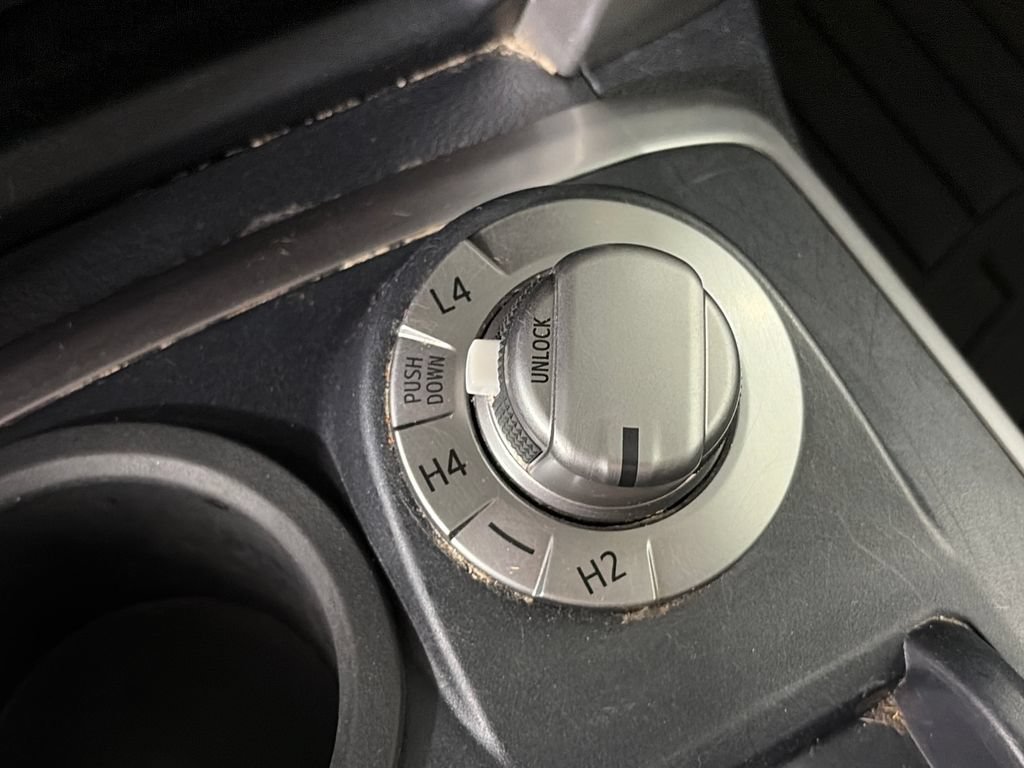 Used 2022 Toyota 4Runner SR5 AWD/4WD image 23