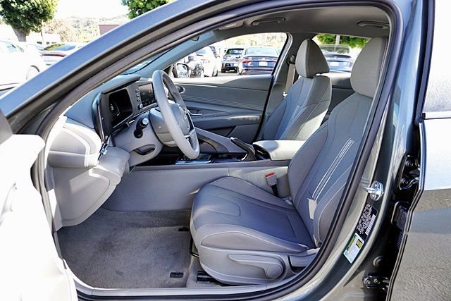 Certified 2026 Hyundai Elantra Sport image 13