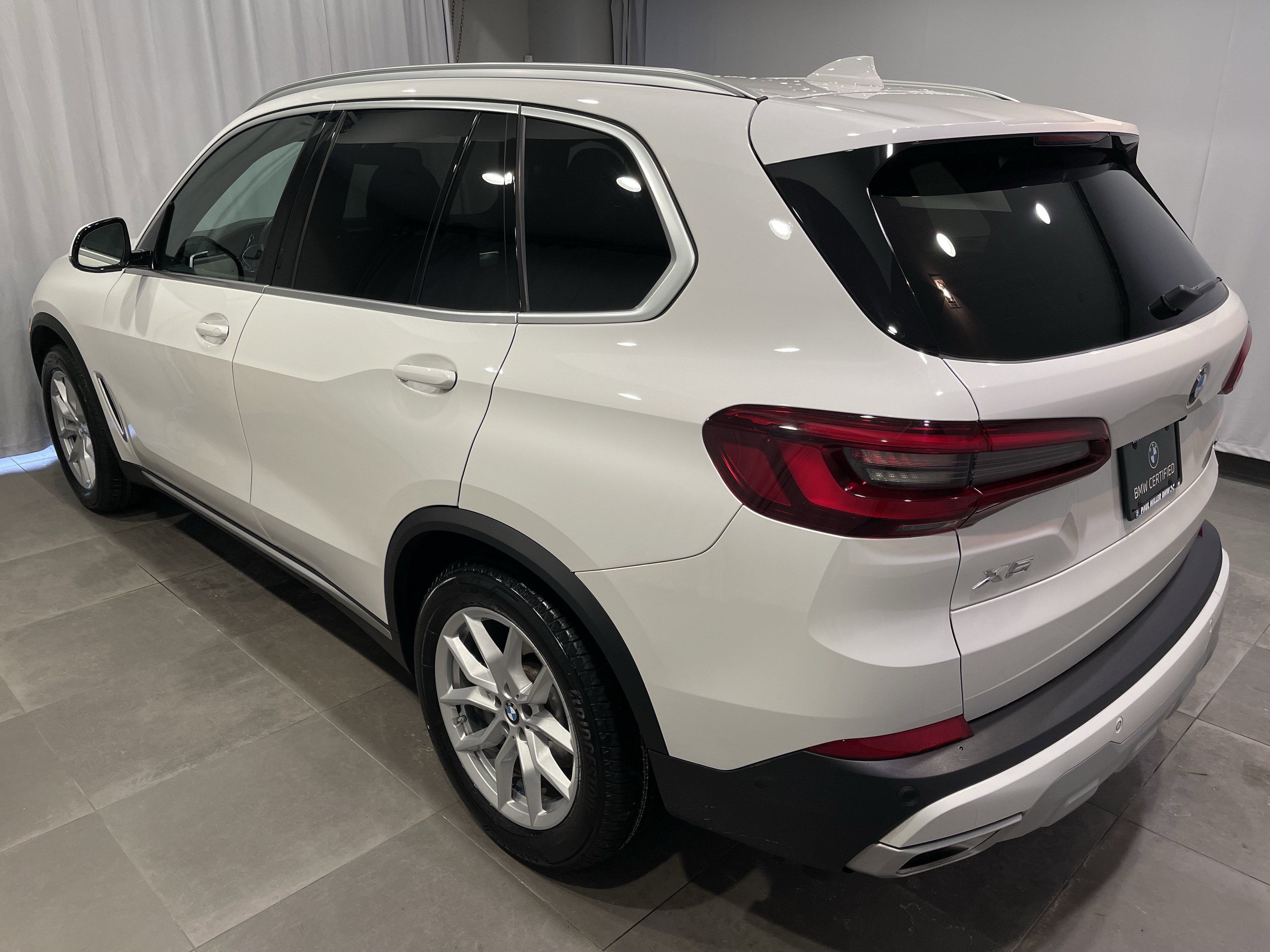 Certified 2023 BMW X5 xDrive40i w/ Premium Package image 4
