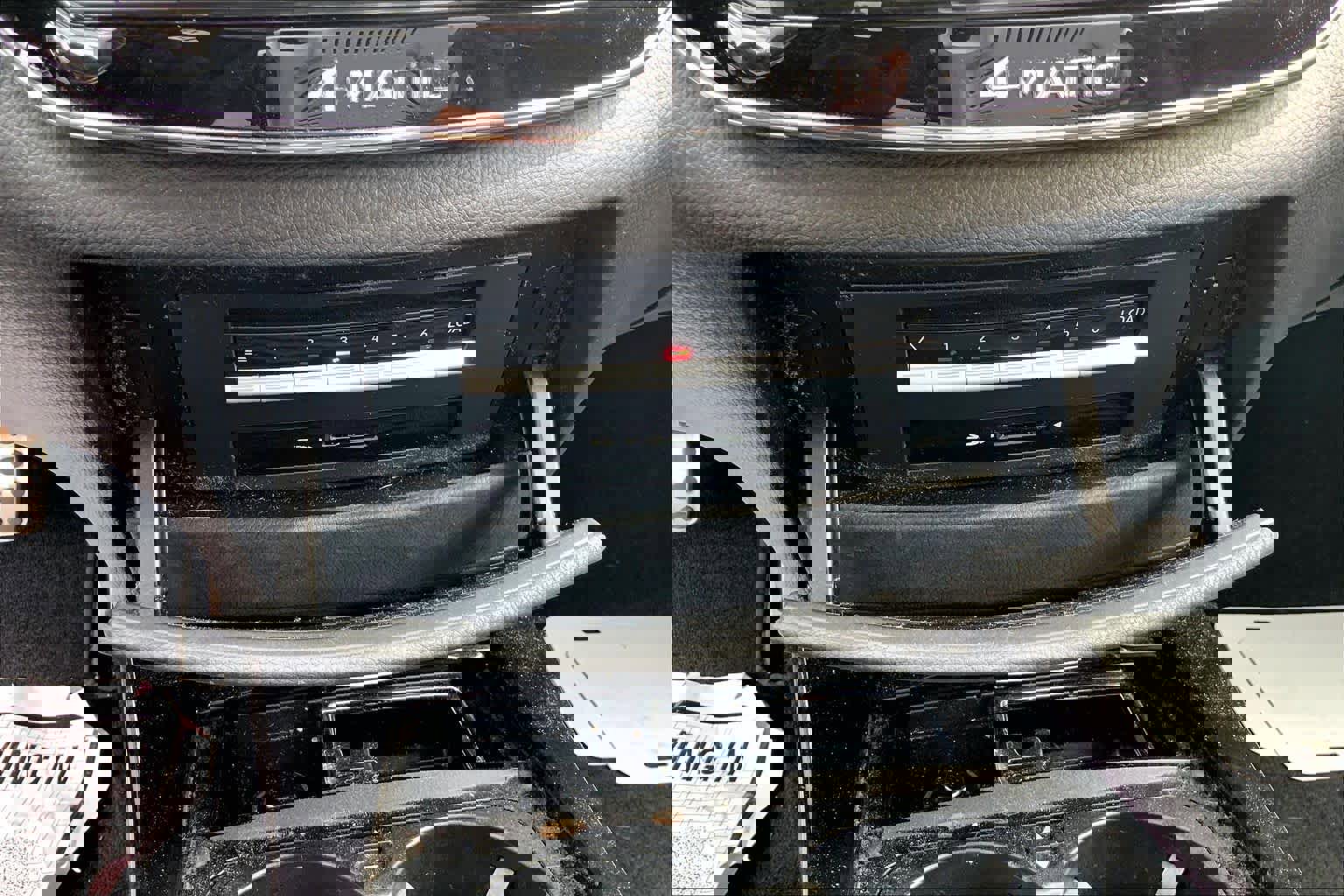 Used 2013 Mercedes-Benz S 550 4MATIC image 34