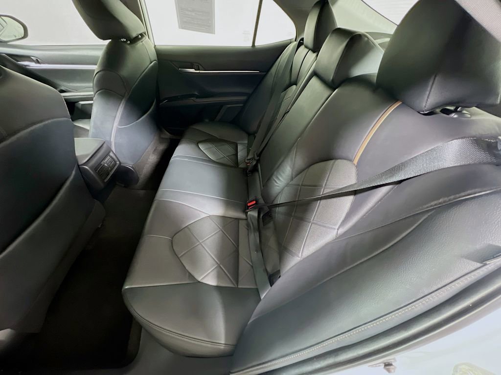 Certified 2019 Toyota Camry XLE FWD image 22