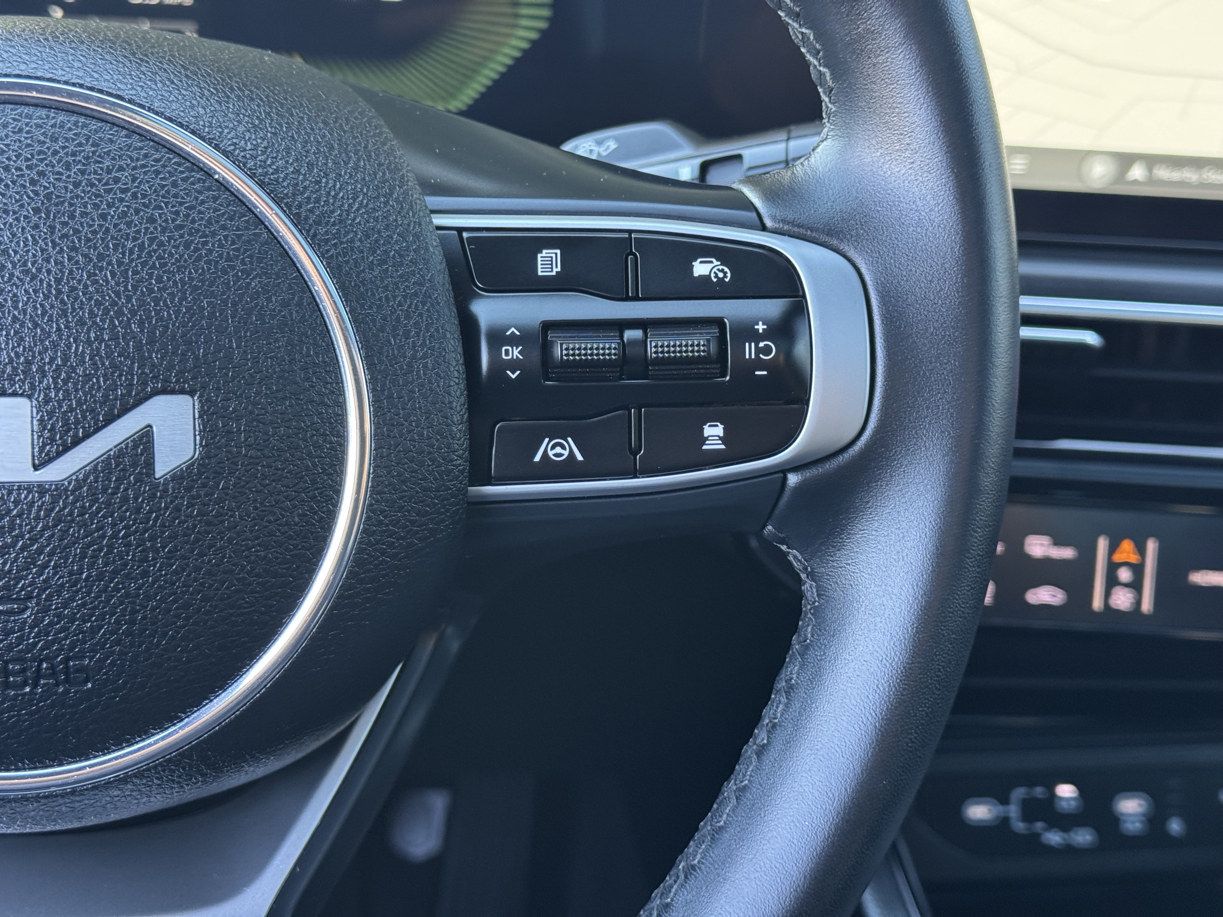 Used 2026 Kia K5 GT-Line w/ GT-Line Premium Package FWD image 36