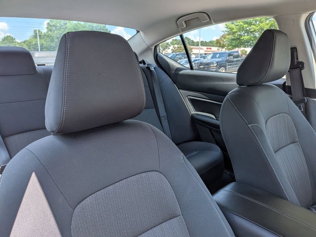 Used 2024 Nissan Altima 2.5 SV FWD image 20