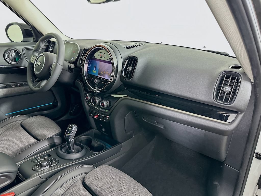 Certified 2024 MINI Cooper Countryman S FWD image 29
