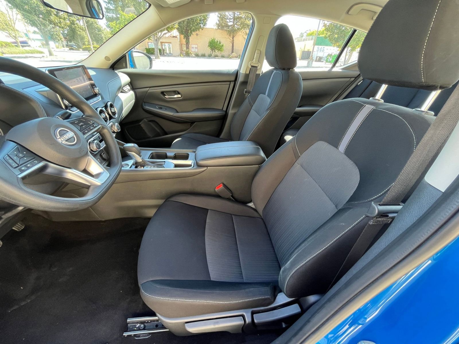 Used 2025 Nissan Sentra SV FWD image 24