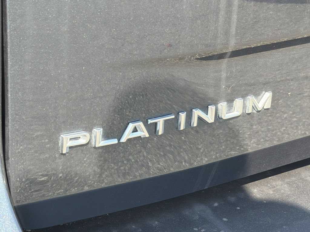 Used 2025 Ford Expedition Max Platinum AWD/4WD image 10