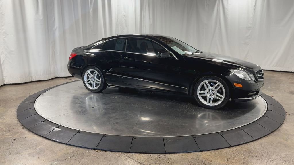 Used 2013 Mercedes-Benz E 350 4MATIC Coupe image 2