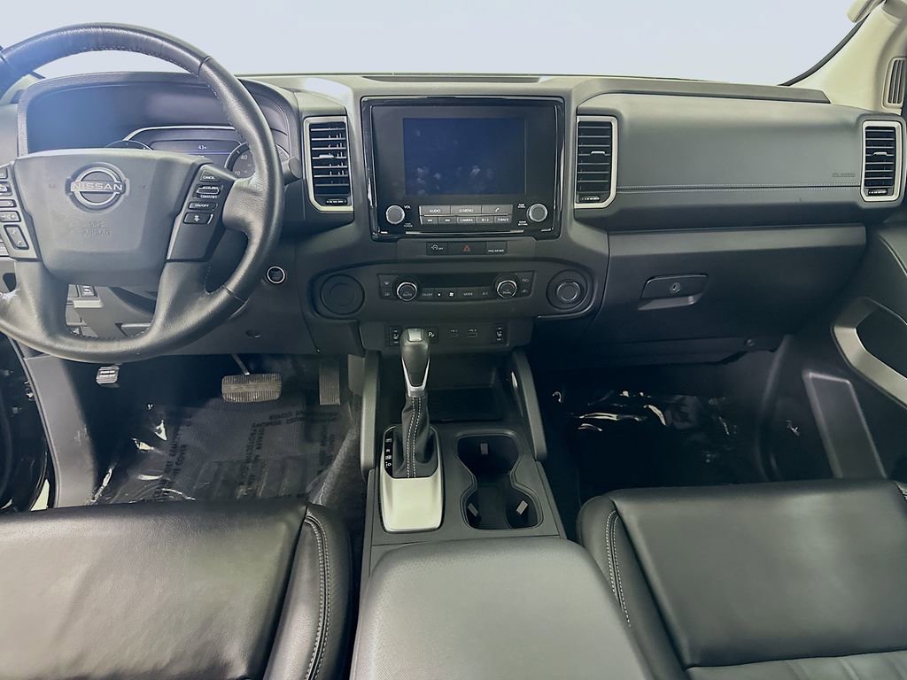 Used 2024 Nissan Frontier SL w/ Technology Package image 18