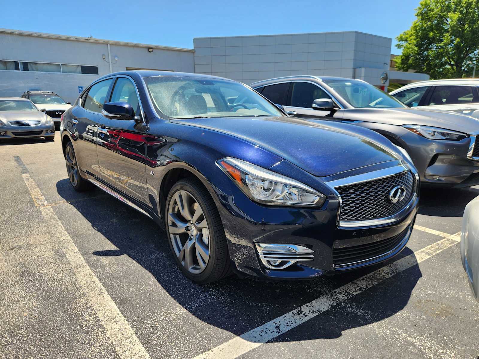 Certified 2019 INFINITI Q70 L 3.7