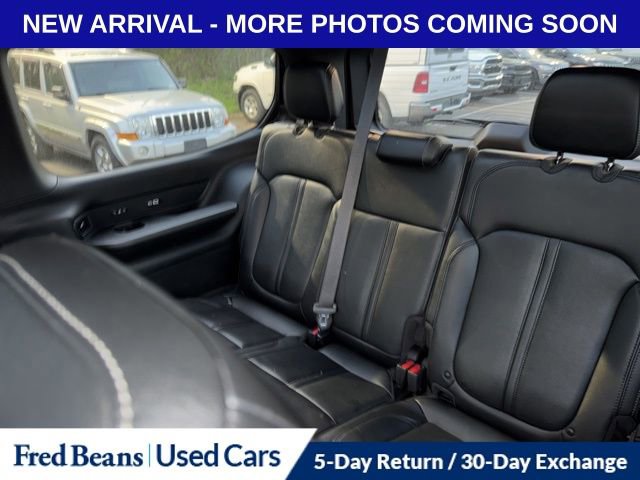 Used 2024 Jeep Wagoneer Series II w/ Premium Group I image 12