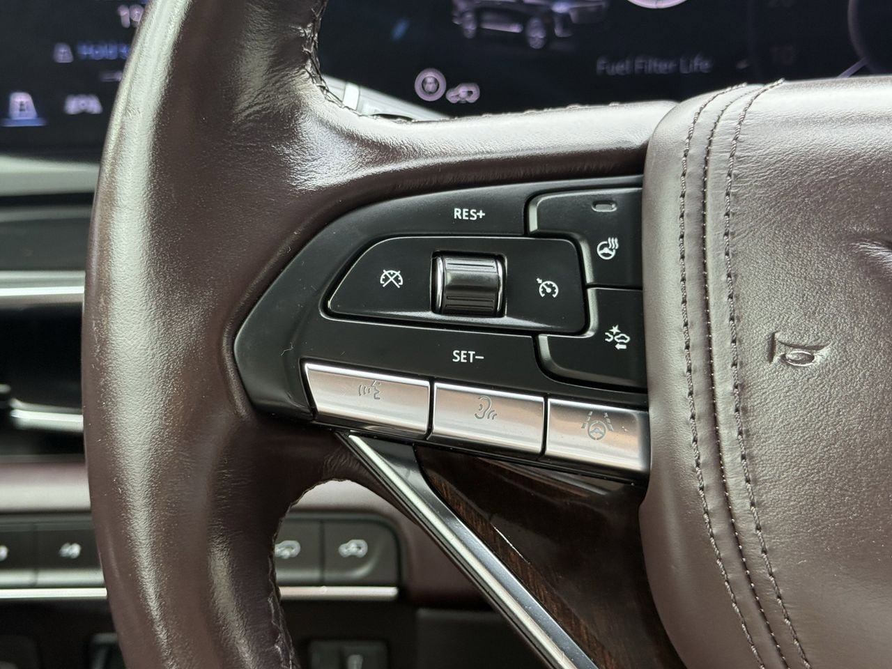Used 2023 Cadillac Escalade Sport Platinum w/ LPO, ONYX Package image 12