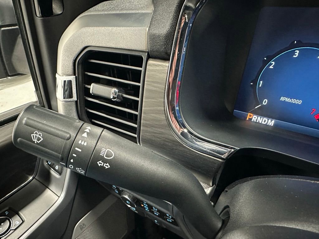 Used 2025 Ford F150 Lariat w/ Equipment Group 501A Mid AWD/4WD image 21