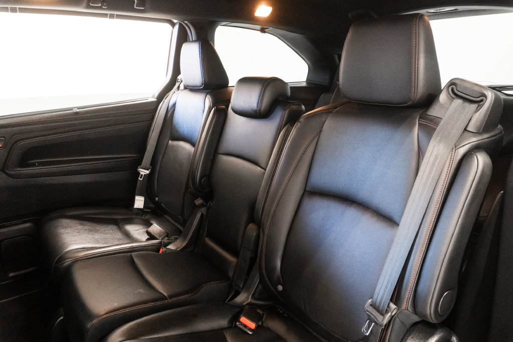 Used 2025 Honda Odyssey Sport-L image 10