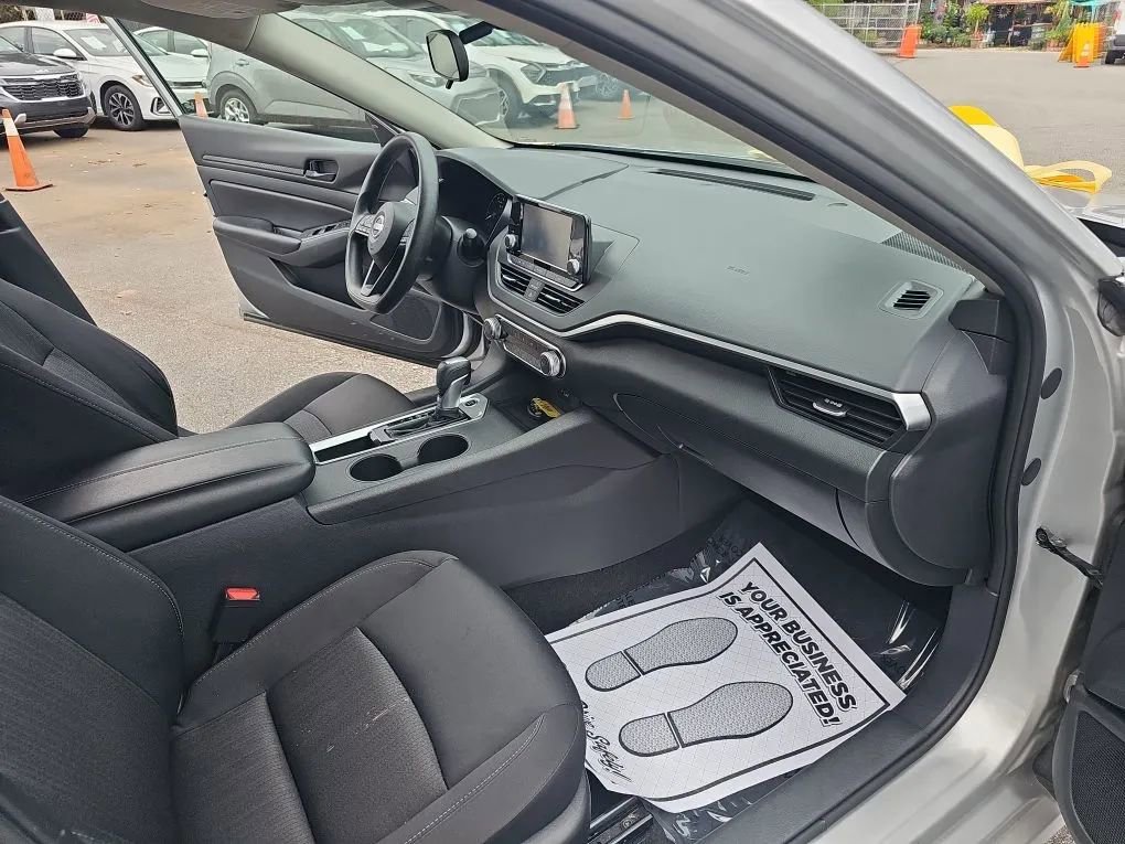 Used 2023 Nissan Altima 2.5 S image 18